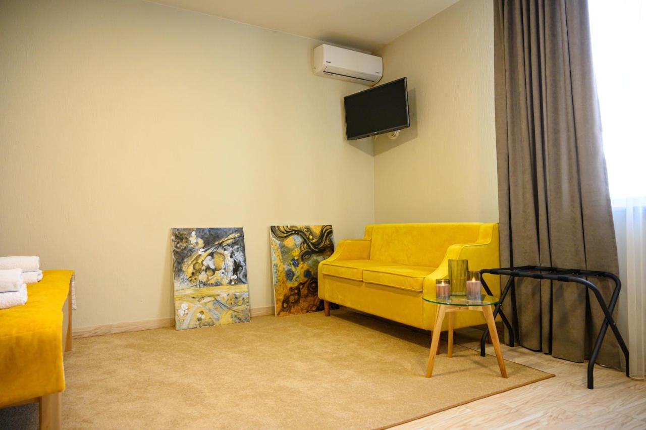 Space Apart Hotel Lutsk Eksteriør bilde