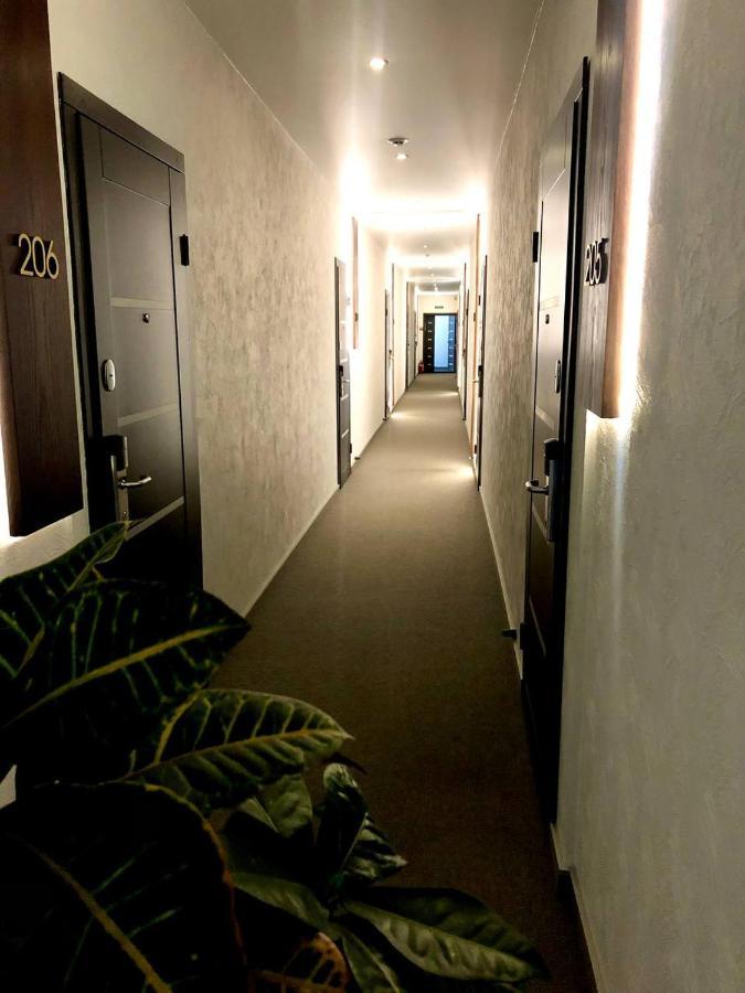 Space Apart Hotel Lutsk Eksteriør bilde