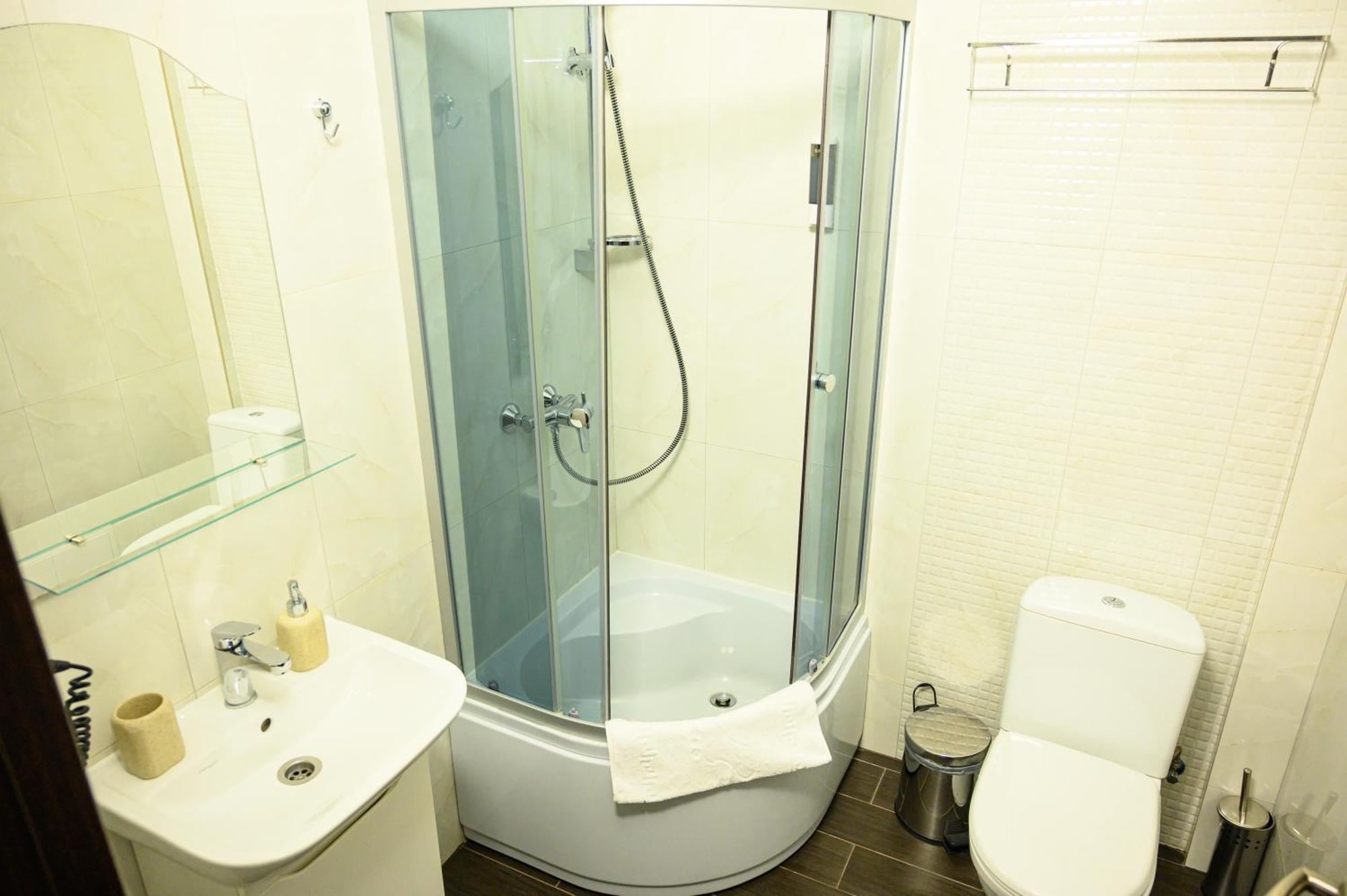 Space Apart Hotel Lutsk Eksteriør bilde
